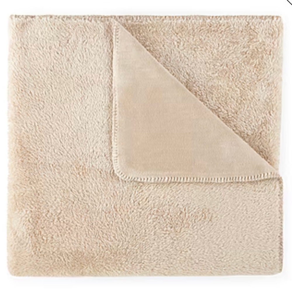 Throw Blanket by Linden Street Soft Plush In Beige NWT